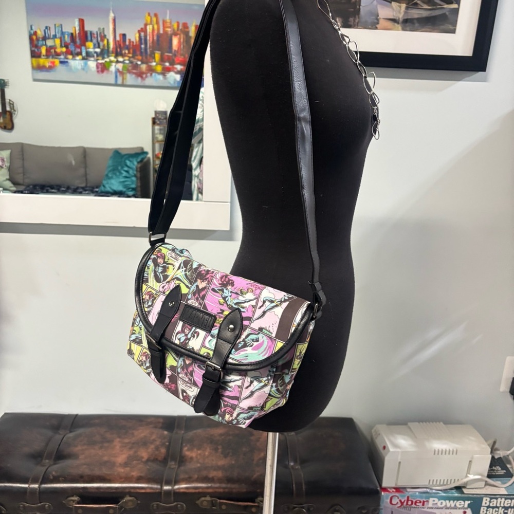 ❤️Marvel Comic Black Widow Crossbody - Picture 3 of 8